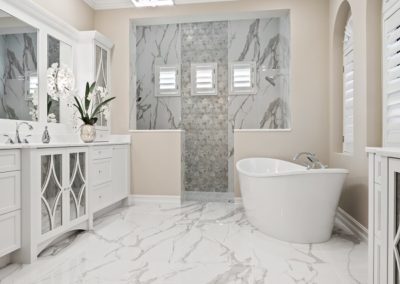 Bathroom Remodel - after - Mediterra_Davinci Cabinetry (Buonasera) (8)