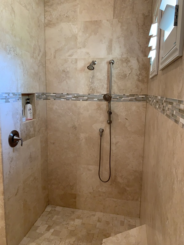 Bathroom Remodel - after - Mediterra_Davinci Cabinetry (Buonasera) (7)